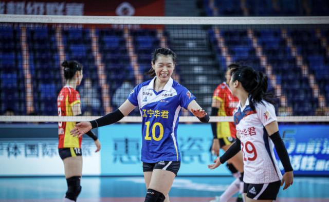 1638015474343097923.png 500万彩票网-排超上海女排强势零封辽宁 金软景回归荣膺得分王