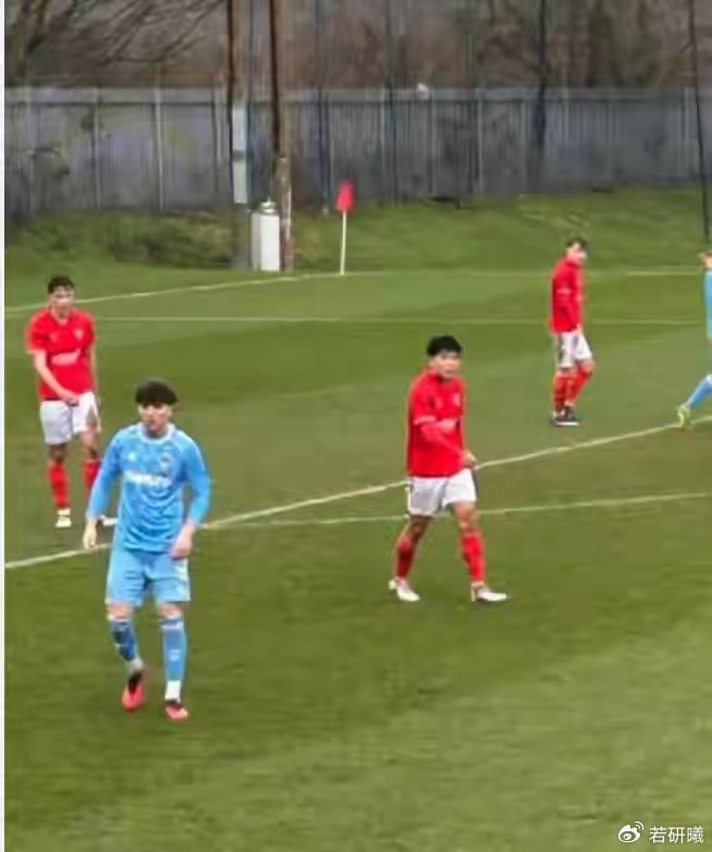 500万网彩票-徐彬英甲这脚直塞，捅破的是中国足球那层窗户纸吗？|哈维-巴恩斯|巴恩斯利|贝恩斯|U21|球员_新浪体育_新浪新闻