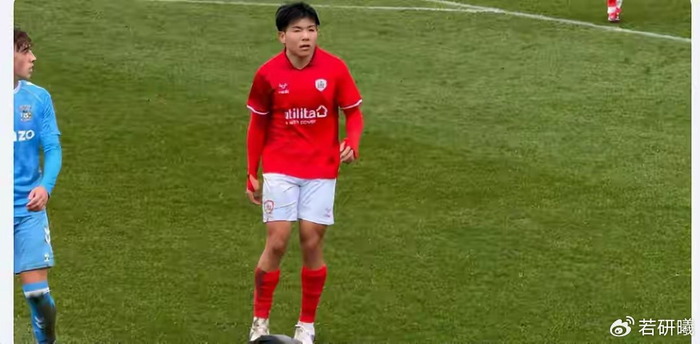 500万网彩票-徐彬英甲这脚直塞，捅破的是中国足球那层窗户纸吗？|哈维-巴恩斯|巴恩斯利|贝恩斯|U21|球员_新浪体育_新浪新闻