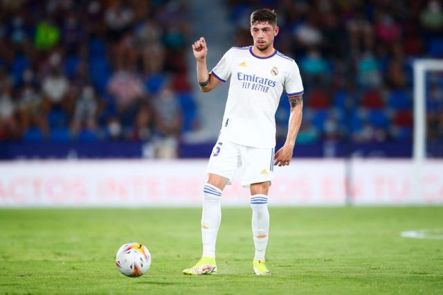 1629808695161003393.jpg 500彩票网官方-皇马与巴尔韦德完成续约 高额违约金锁定中场栋梁