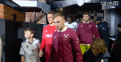 500万网彩票-西汉姆联客场1-0富勒姆，莱诺出击失误，萨默维尔破僵制胜